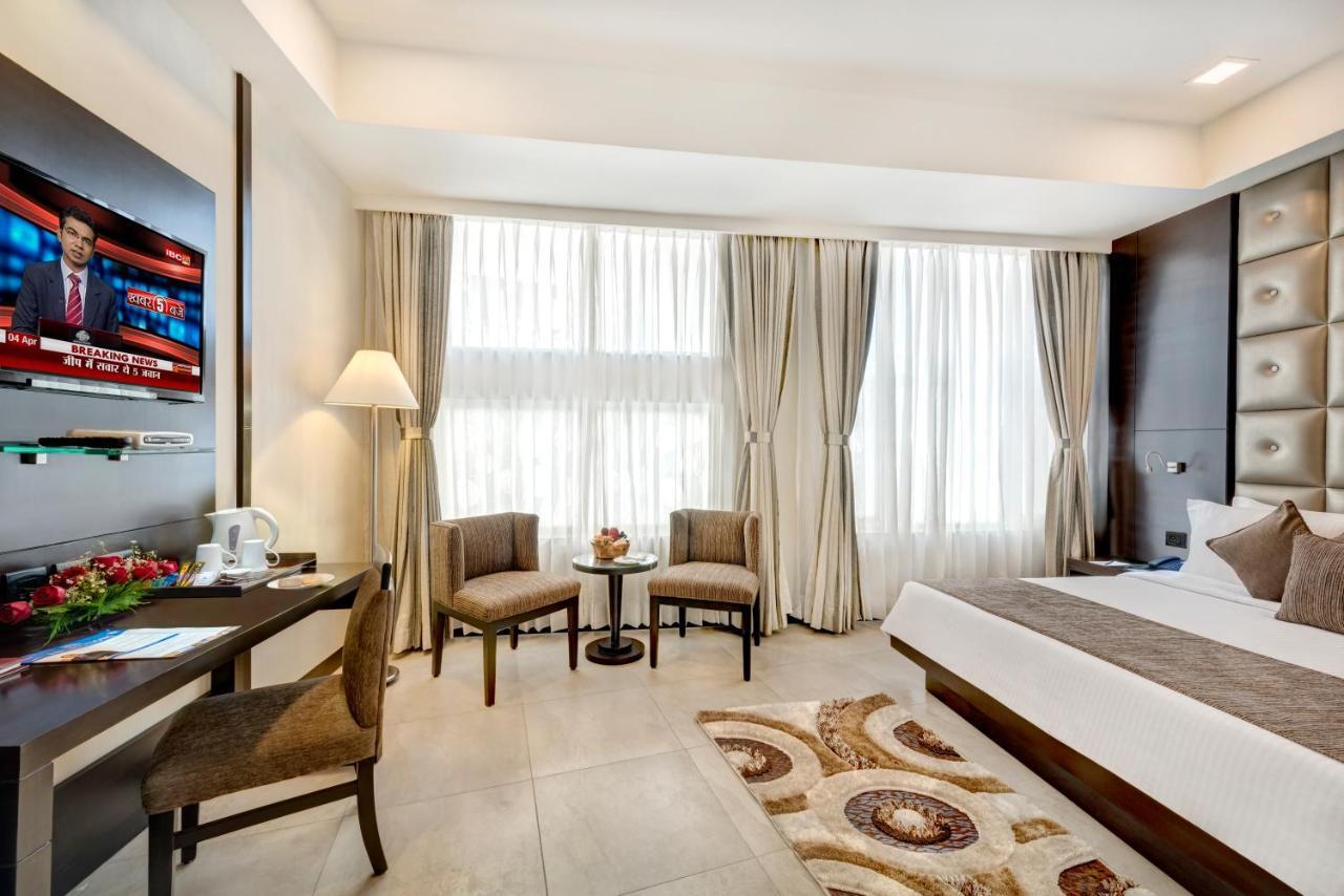 Peerless Hotel Kalküta Dış mekan fotoğraf